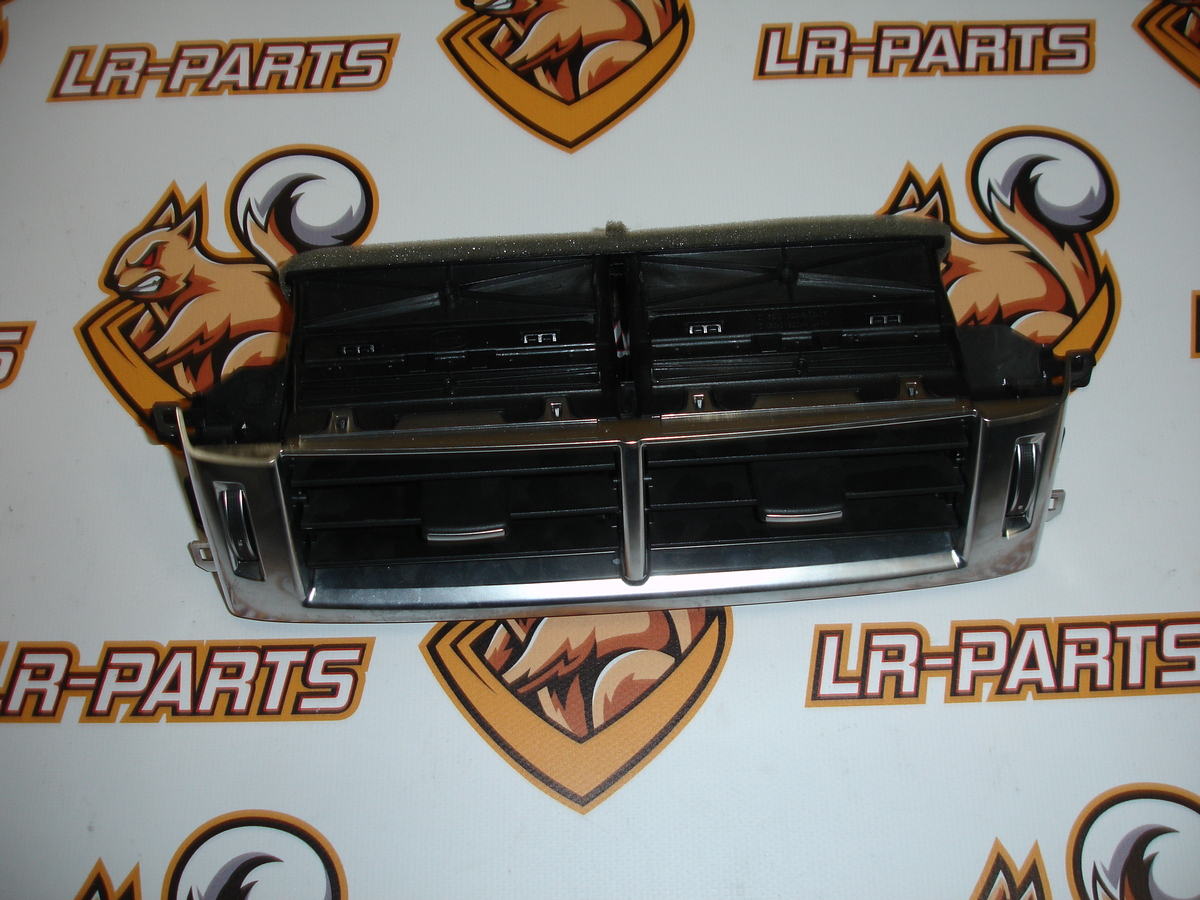 LR044683 Вентиляционное отверстие  торпеды центральное Range Rover Sport L494 (2014-2022) Б/У